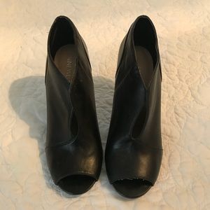 Nine West black leather booties